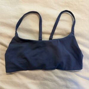 Lululemon wunder train sports bra.